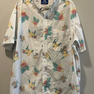 AFTCO men’s XXL Hawaiian hibiscus floral button down casual short sleeve shirt